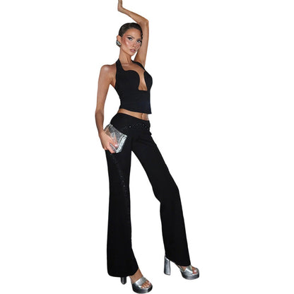 Deep V-neck Sleeveless Cropped Top That Shows The Midriff