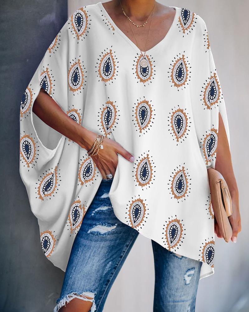 European and American Women's Loose Personality V-neck T-shirt