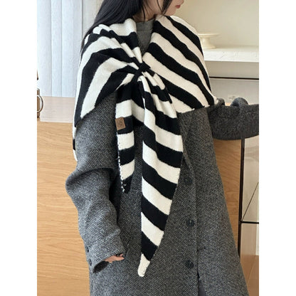 Women's Solid-Color Wool Triangle Neck Scarf For Autumn And Winter
