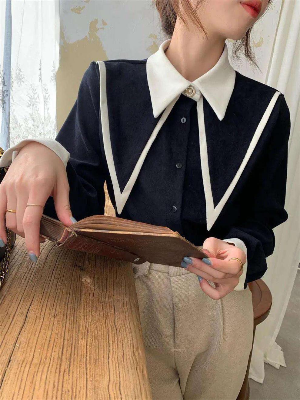 Women's Summer Short Long Sleeve Shirt With Square Collar